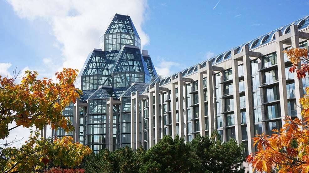 National Gallery of Canada, Fall