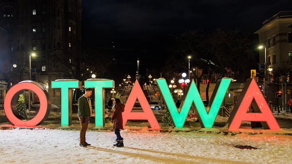 Magic on Set - Behind the scene - Ottawa Sign, ByWard Market
