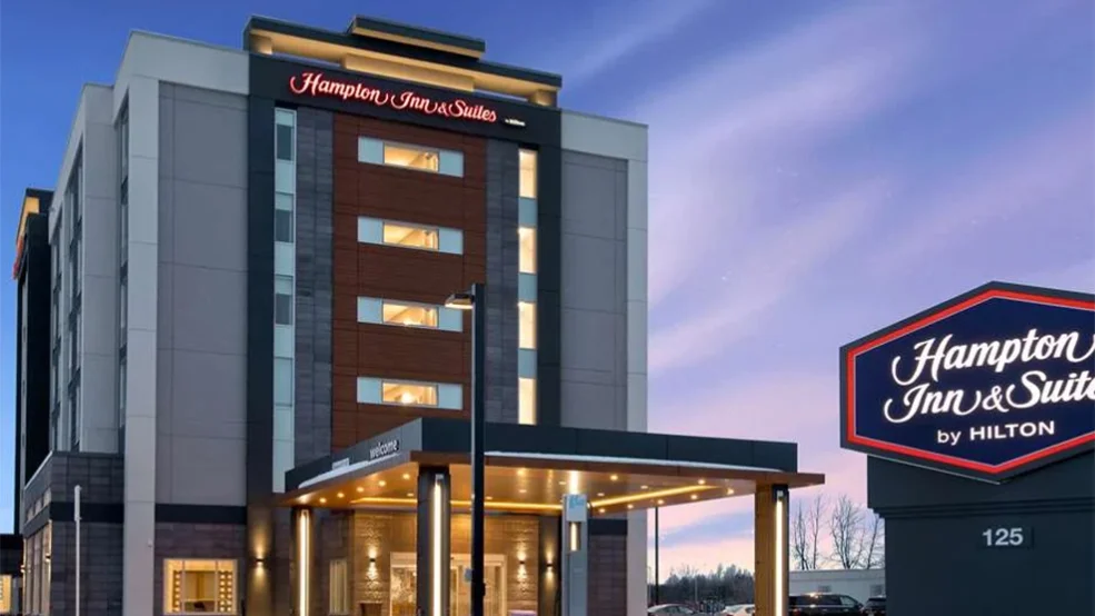 Hampton Inn &amp; Suites Ottawa West