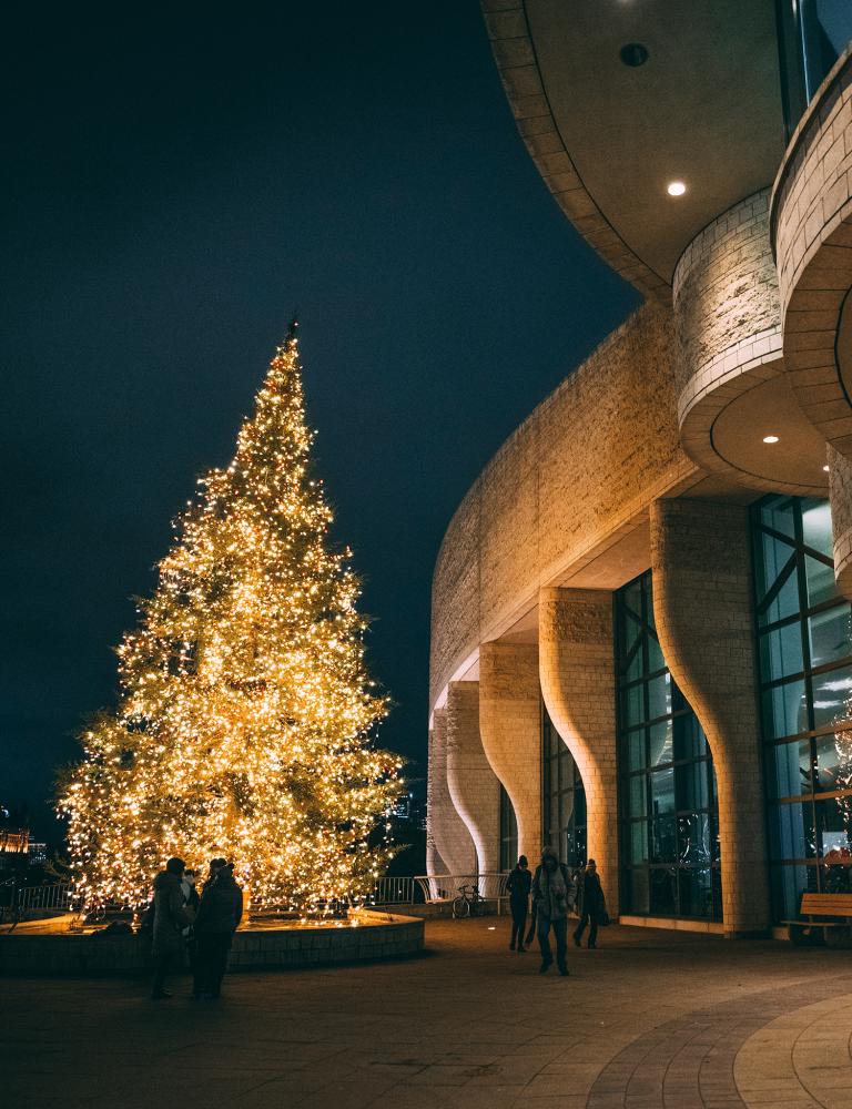 Christmas tree at the Canadian Museum of History