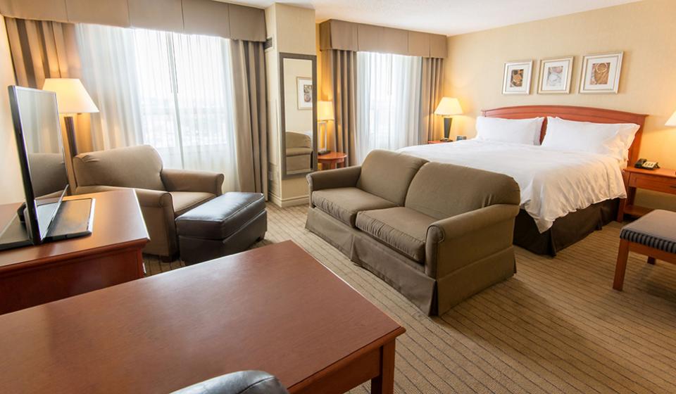 Holiday Inn & Suites Ottawa Kanata