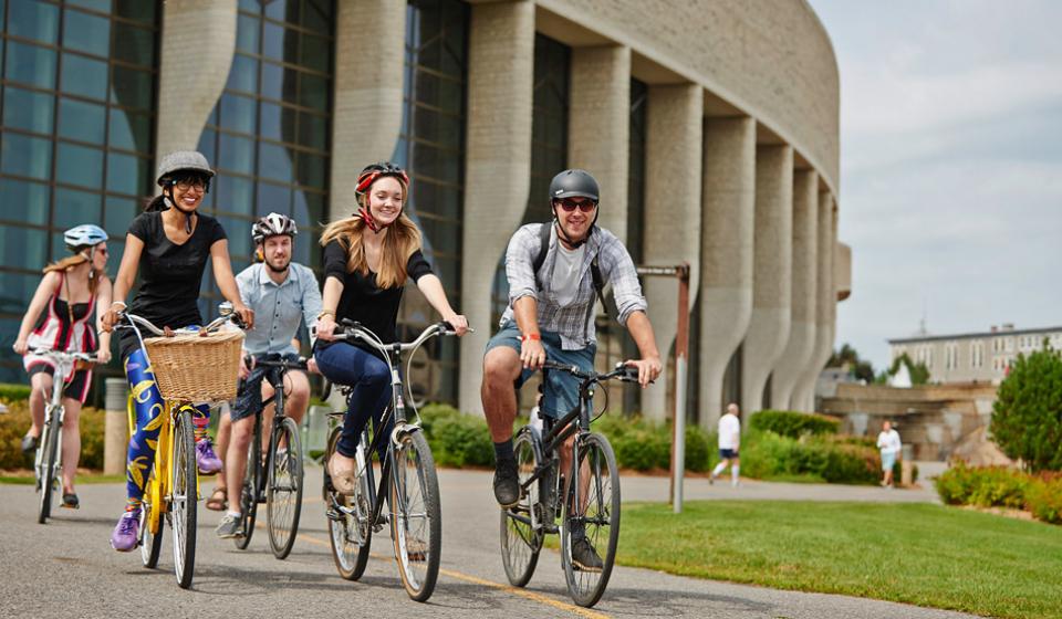 Cyclists with Canadian Museum of History in the background, Cycling