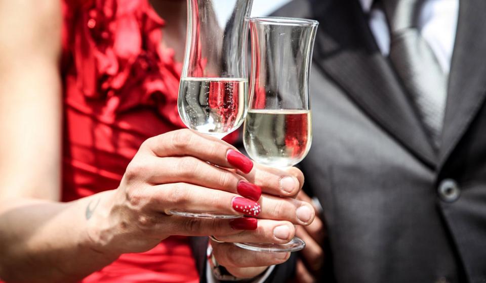 food - drink - champagne 