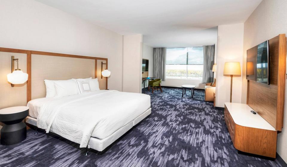 Fairfield Inn & Suites Ottawa Airport
