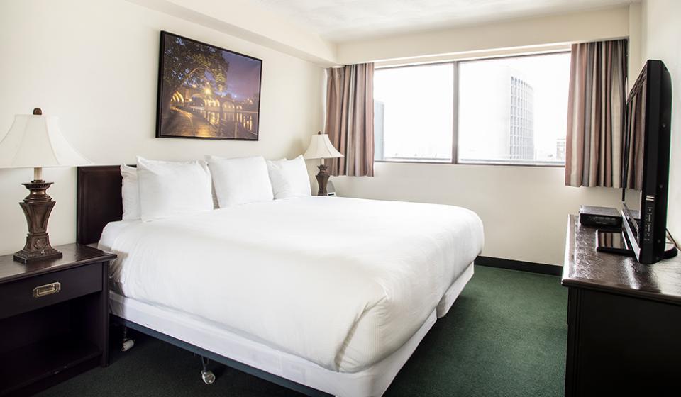 Business Inn & Suites