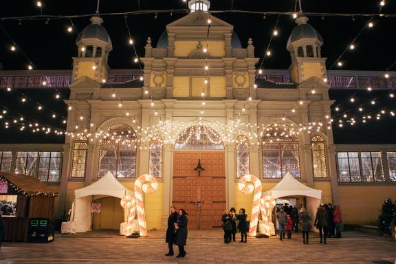 Unofficial Museums: Holiday
